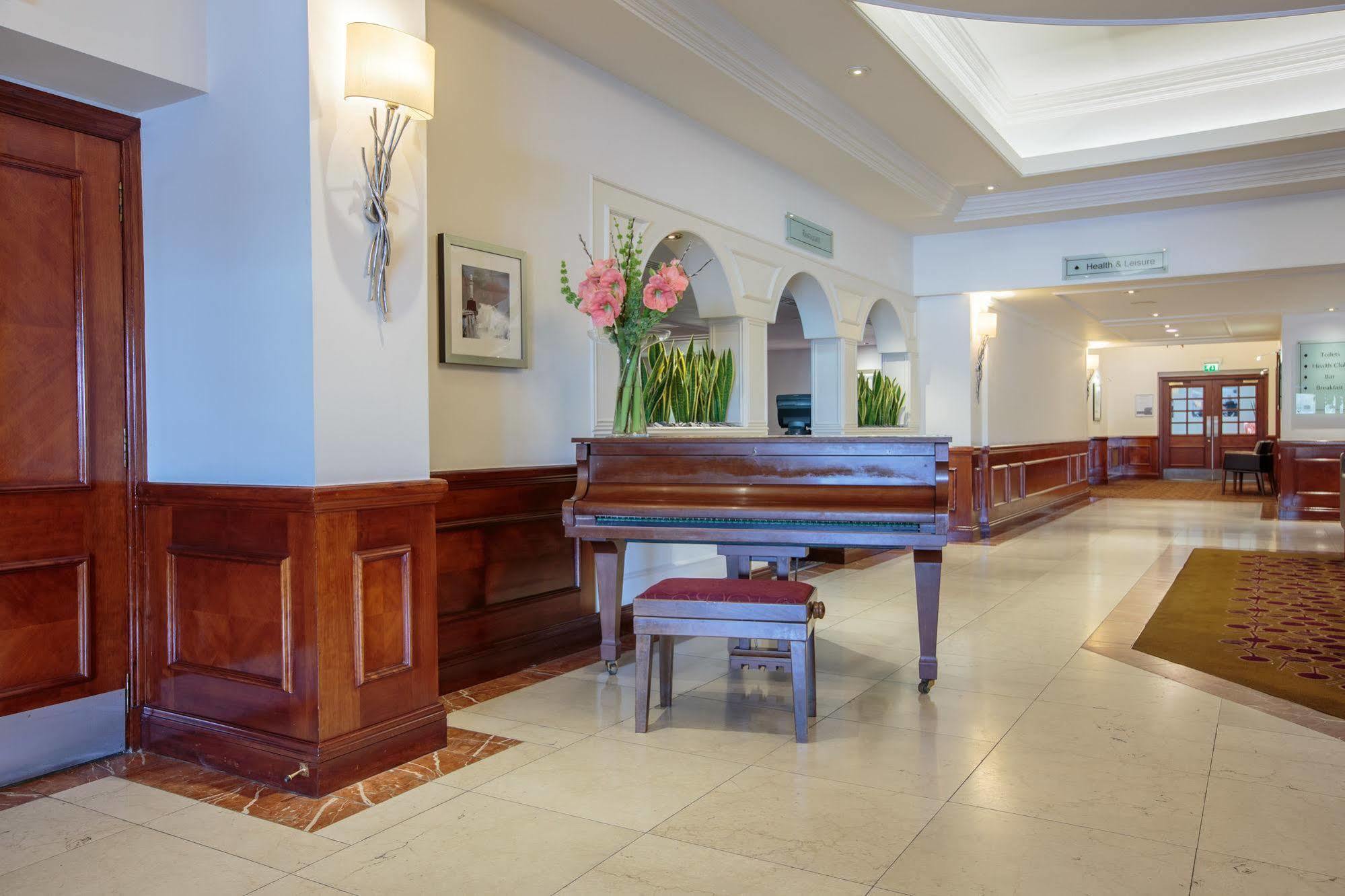The Aberdeen Altens Hotel Extérieur photo