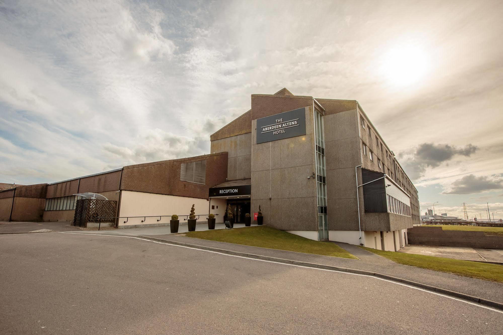 The Aberdeen Altens Hotel Extérieur photo